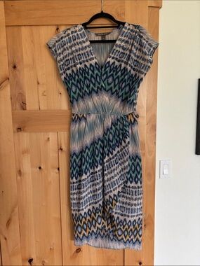 Women’s dress tulip